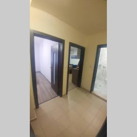 1 Bedroom Cozy And Comfortable Апартаменты