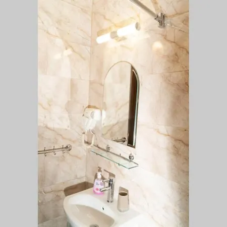 1 Bedroom Cozy And Comfortable * Варна