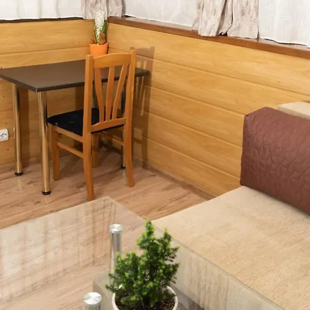 1 Bedroom Cozy And Comfortable Апартаменты