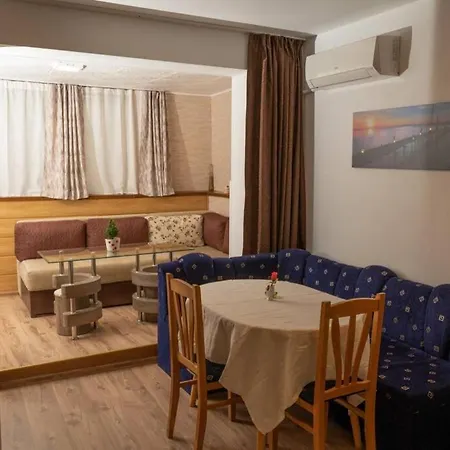 Апартаменты 1 Bedroom Cozy And Comfortable Варна